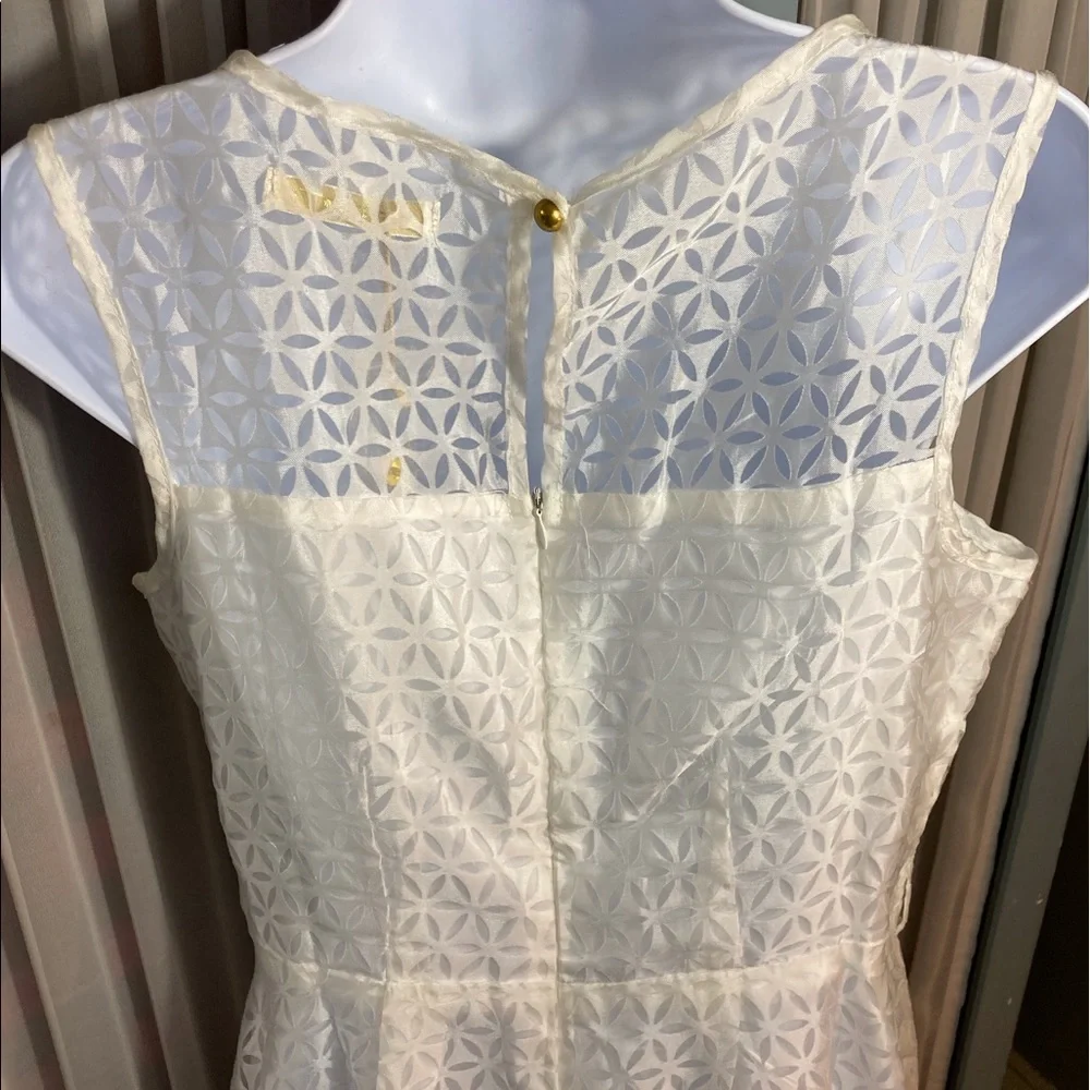 Brand new White Retro-inspired dress - Picture 2 of 7